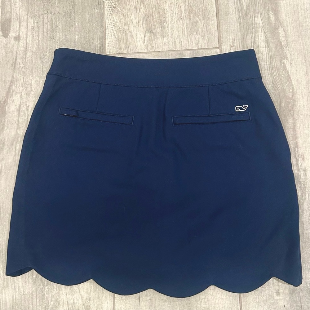 Vineyard Vines Women’s 17” Navy Blue Scalloped Mini Golf Skort Size 00 Like New - Picture 6 of 8